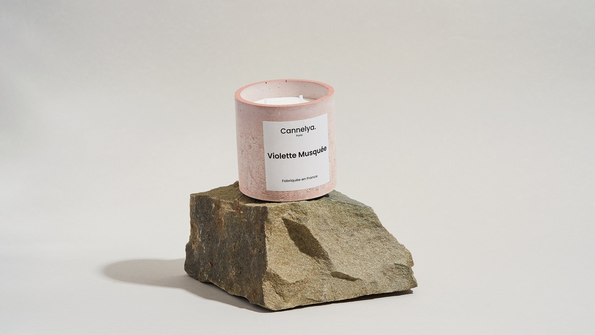 Bougie parfumée Violette Musquée - Pot Rose